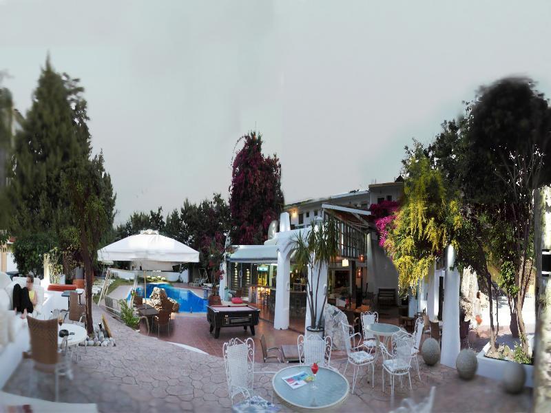 Gorgona Studios Faliraki Buitenkant foto